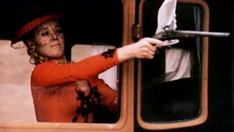 Záběr z filmu Ozbrojen a velmi nebezpečný